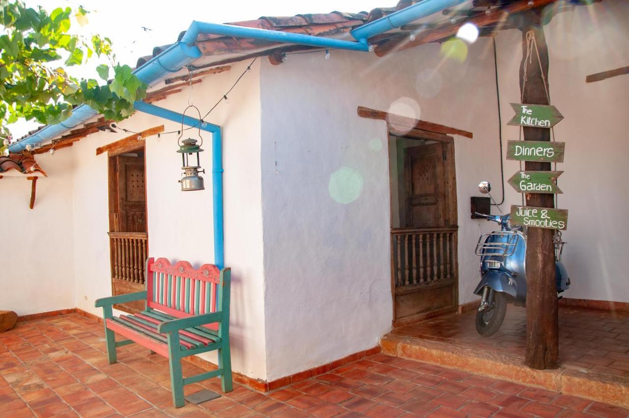 La Juanita Hostel Barichara Exterior foto